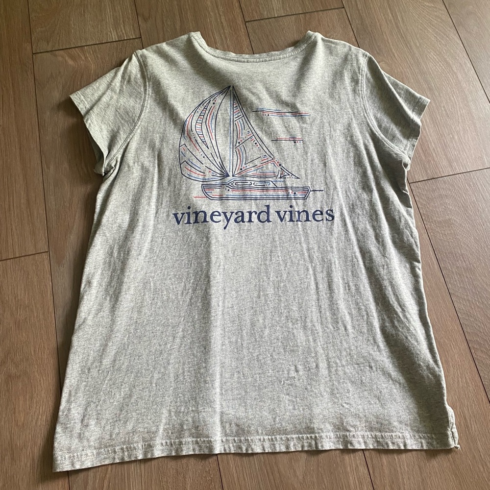 Vineyard Vines Tee
